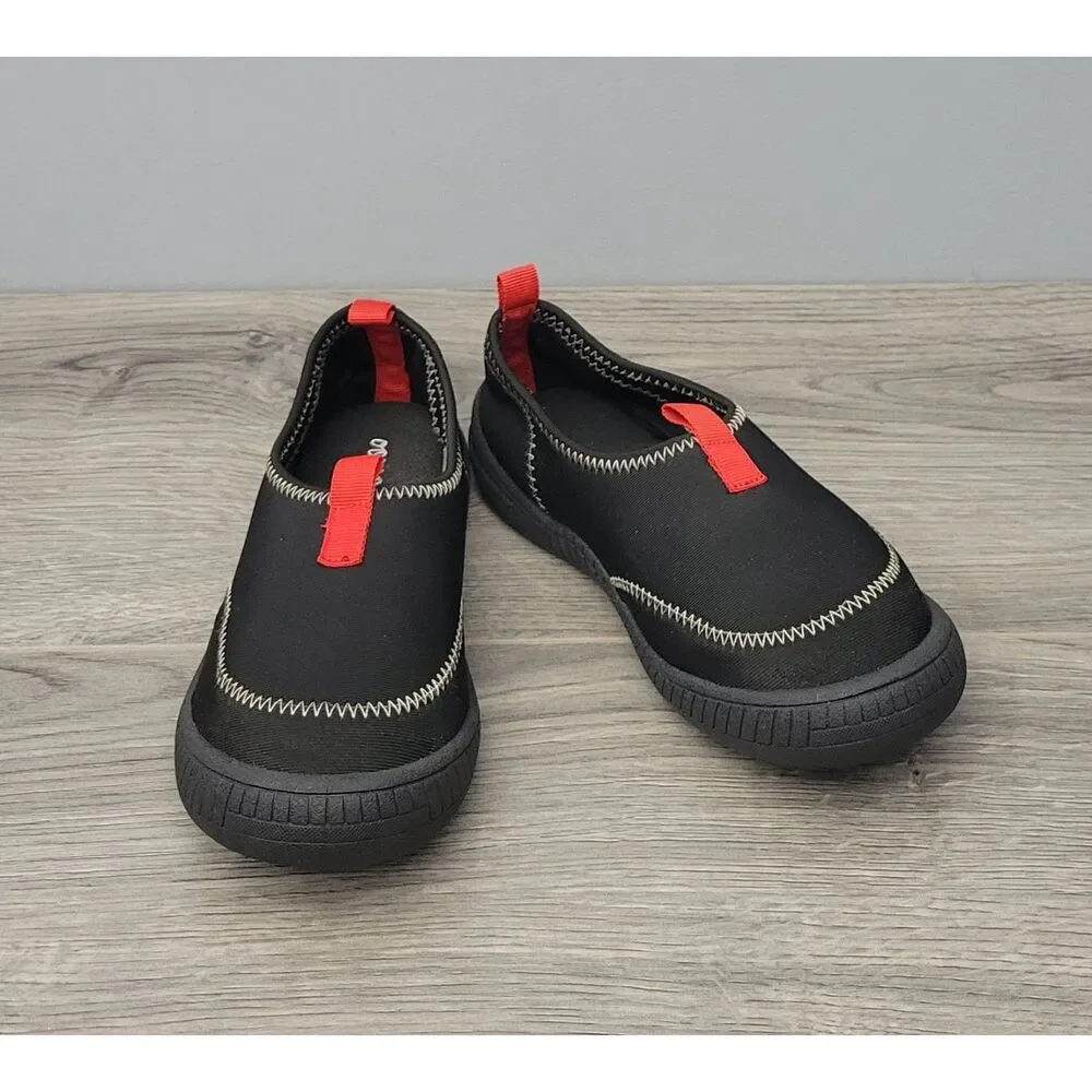 Oomphies Boys Water Friendly Shoes Size 1 Black Red Accents